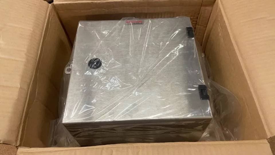 Raycap DC2-48-60-0-9E - Rooftop Surge Suppression System, For 2 Rrh Plus Fiber Pass